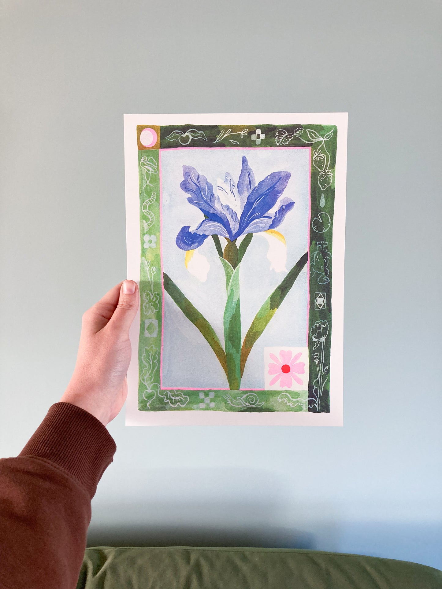 Colourful print of a floral iris for your home. 